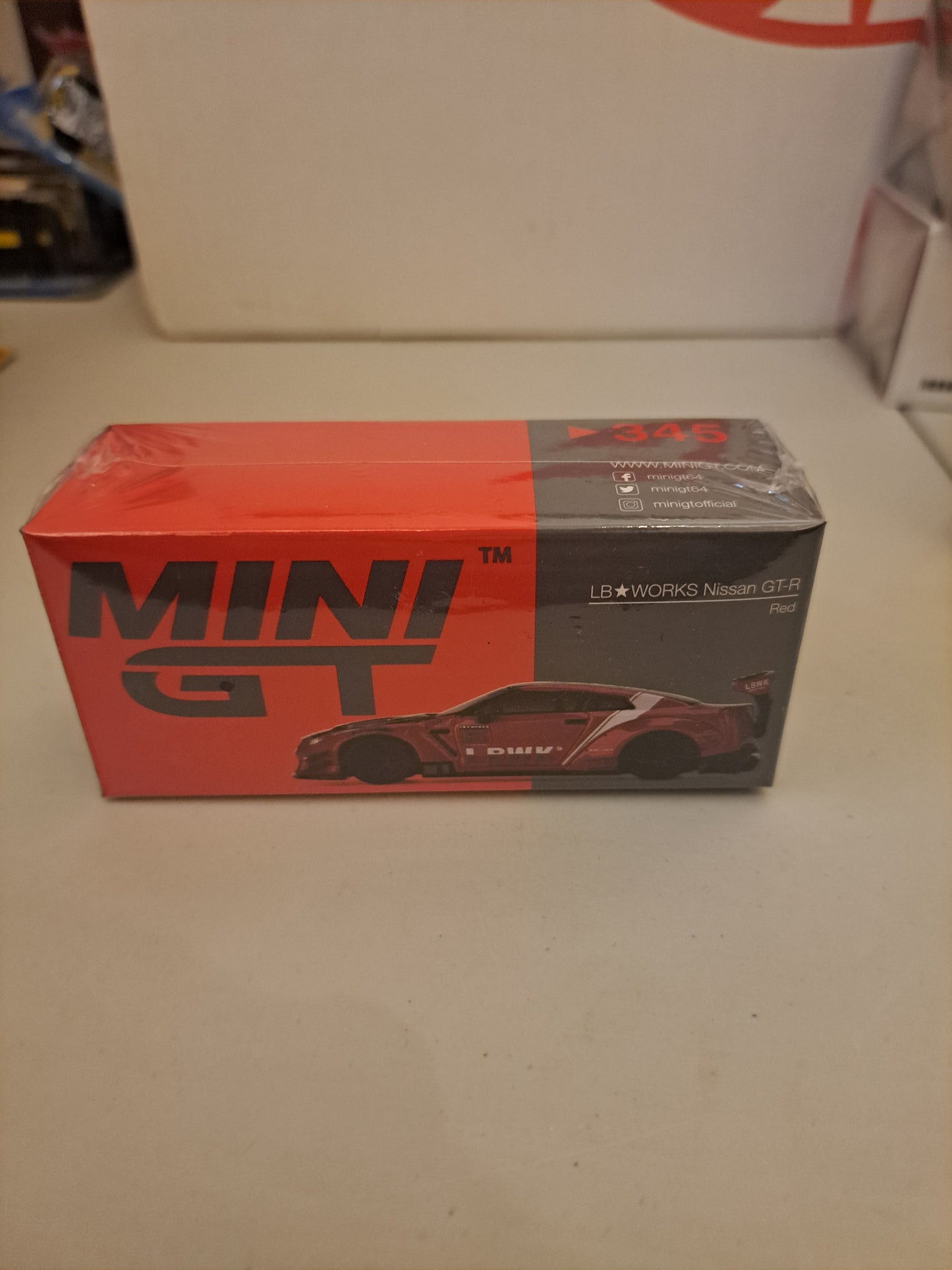 Mini Gt LB-Works Nissan GT-R #345