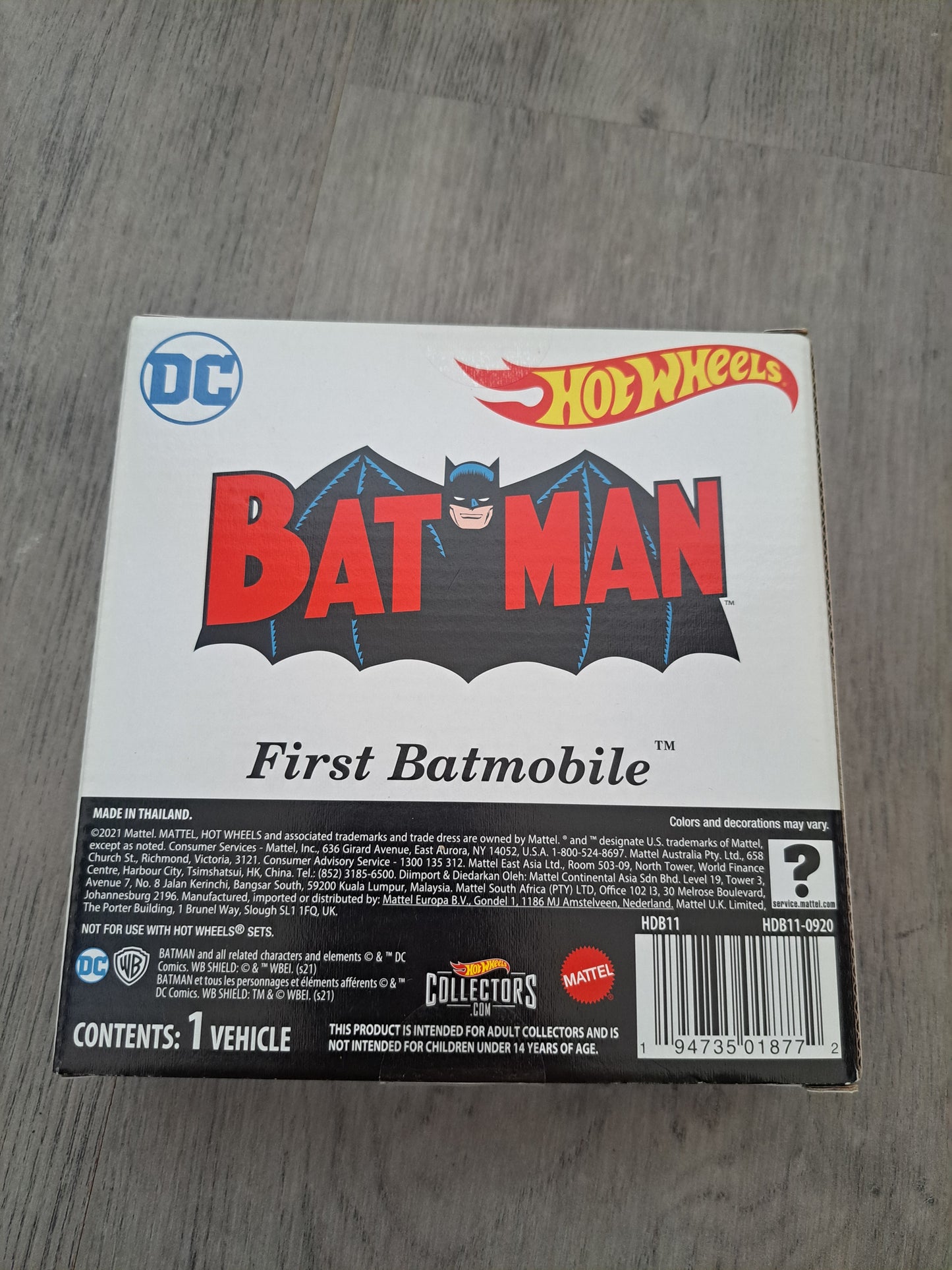 Hot Wheels Batmobile Sdcc