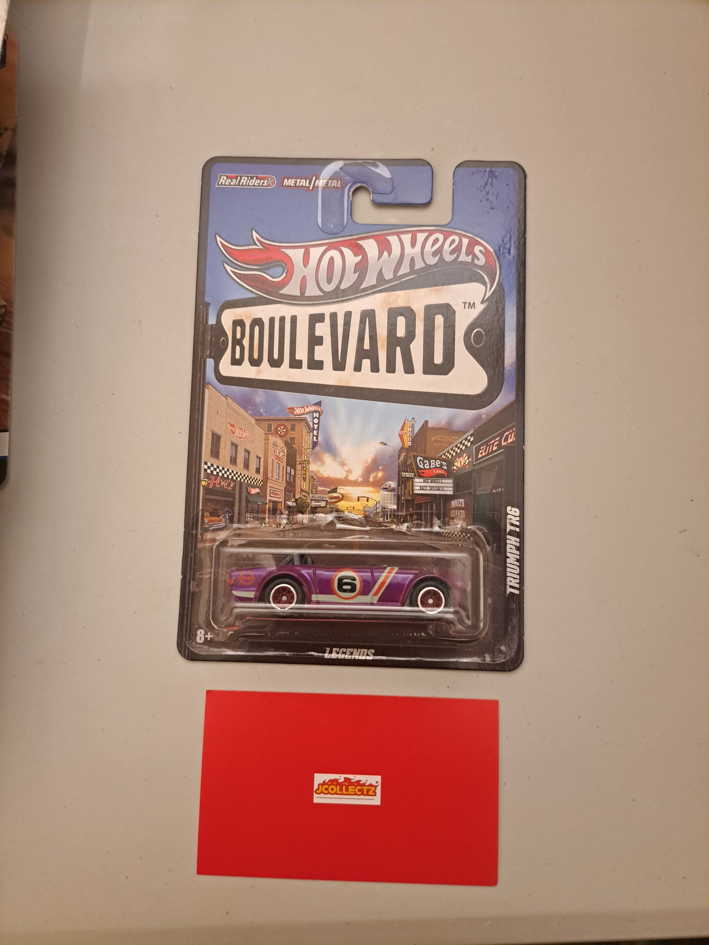 Hot Wheels Boulevard Truimph Tr6