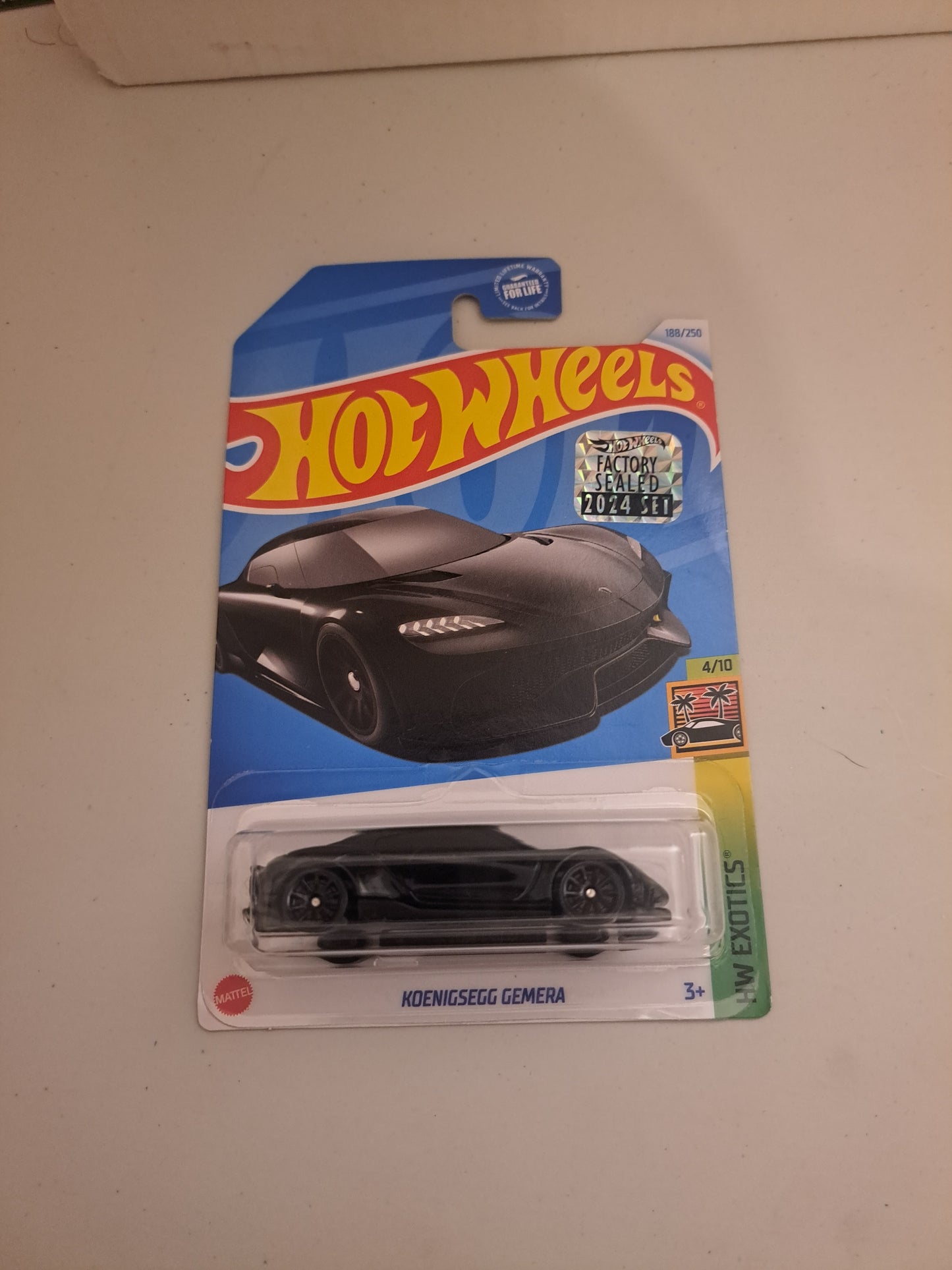 Koenigsegg Gemera Dollar general Exclusive *Factory Sealed *
