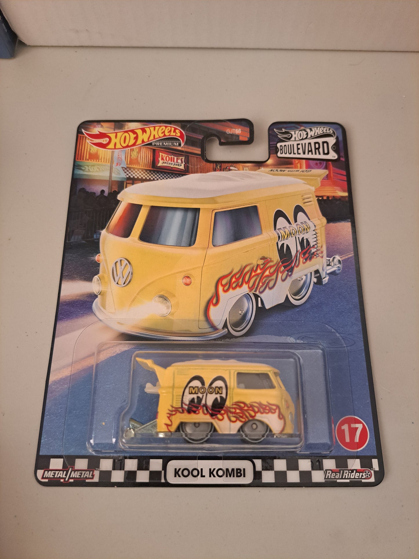 Hot Wheels Kool Kombi Mooneyes Boulevard #17
