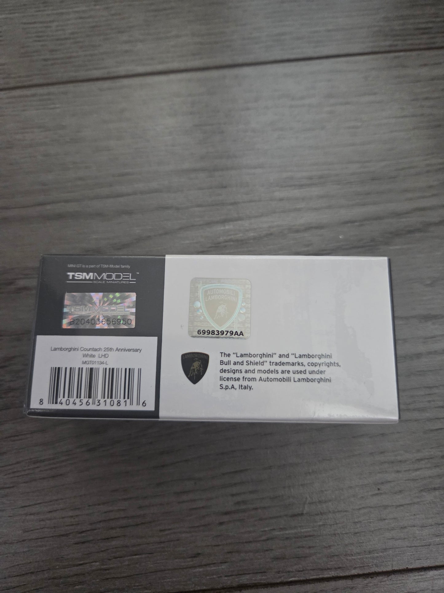 Mini Gt Lamborghini Countach 25th Anniversary White #1134