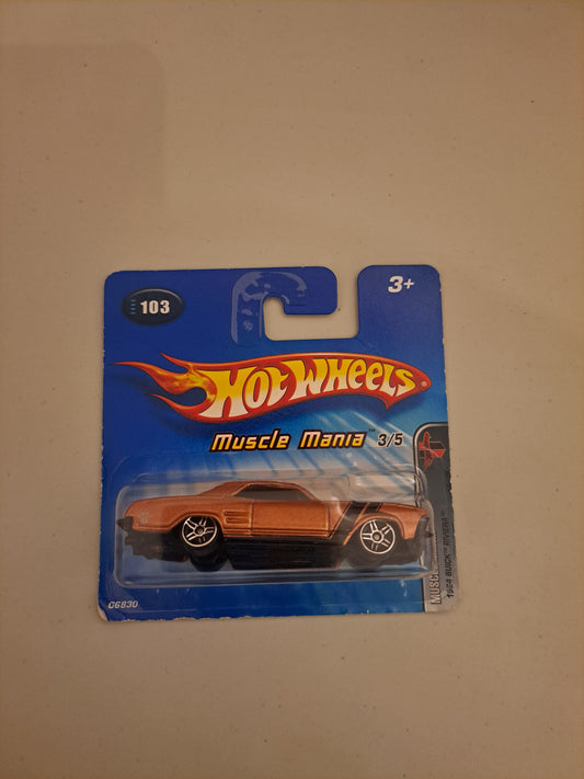 Hot Wheels Buick Riveria