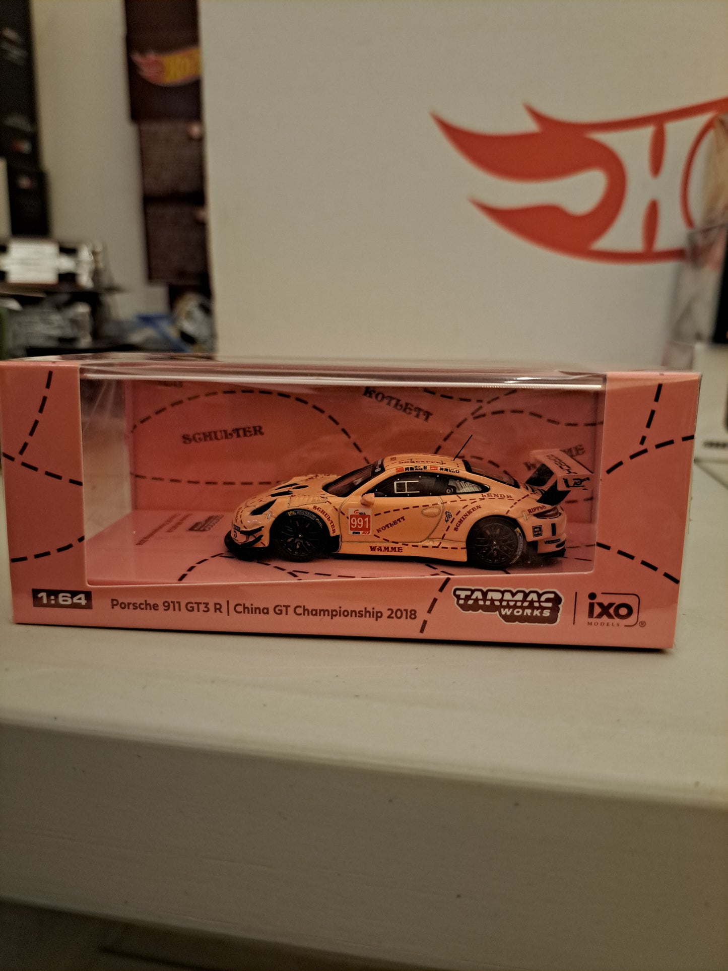 Tarmac Works Porsche 911 Gt3-R