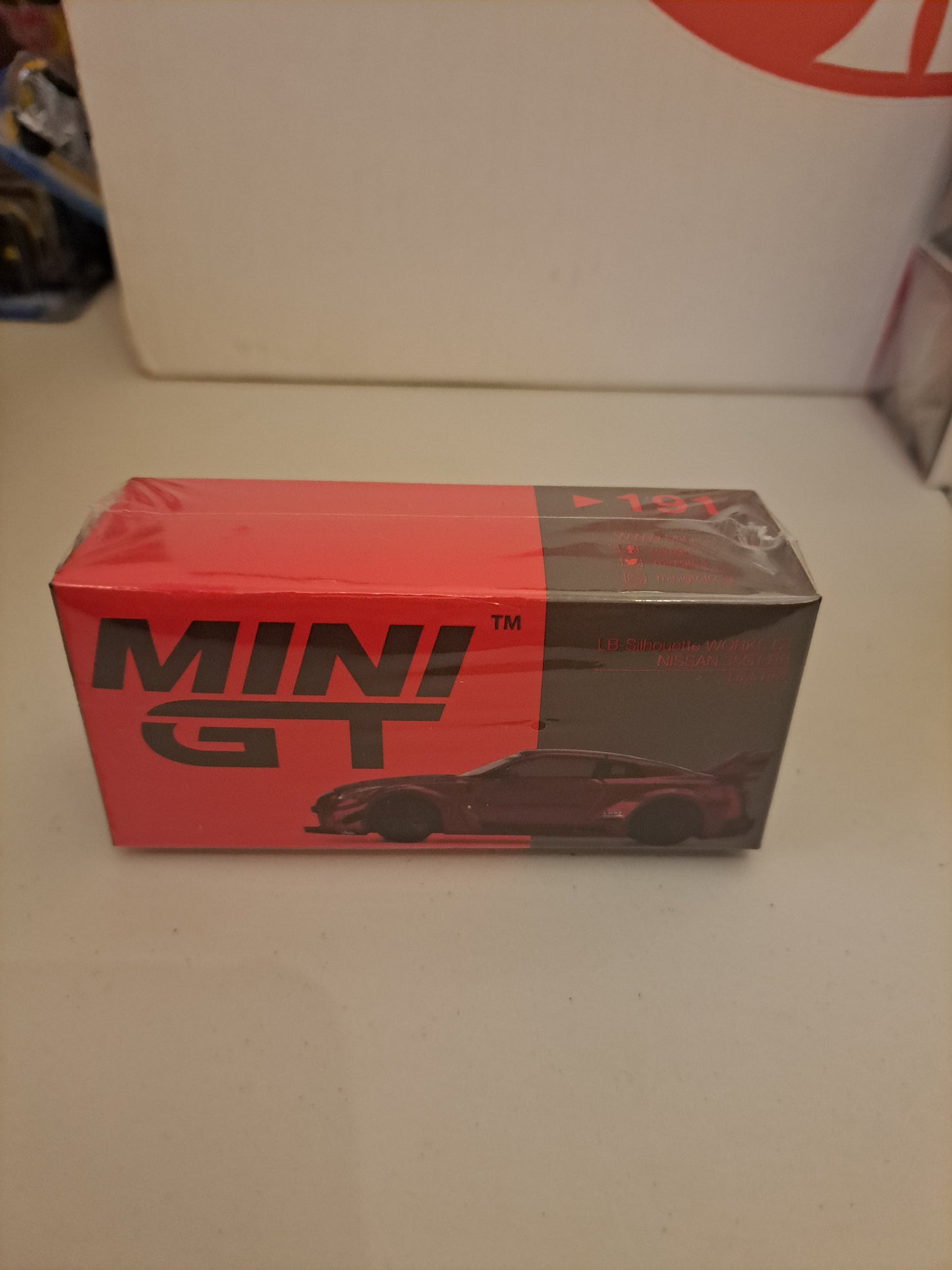 Mini Gt  LB-Silhouette Works Gt Skyline 35Gt-RR #191