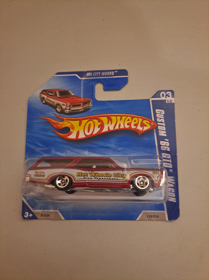 Hot Wheels Custom 66 Gto Wagon (Damaged Blister)