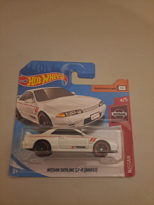 Hot Wheels Nissan Skyline GT-R (BNR32) White