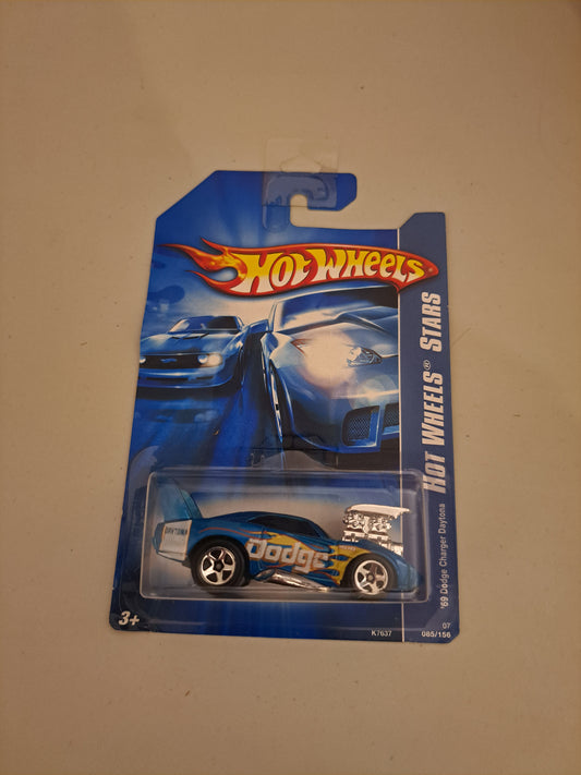 Hot Wheels 69 Dodge Charger Daytona