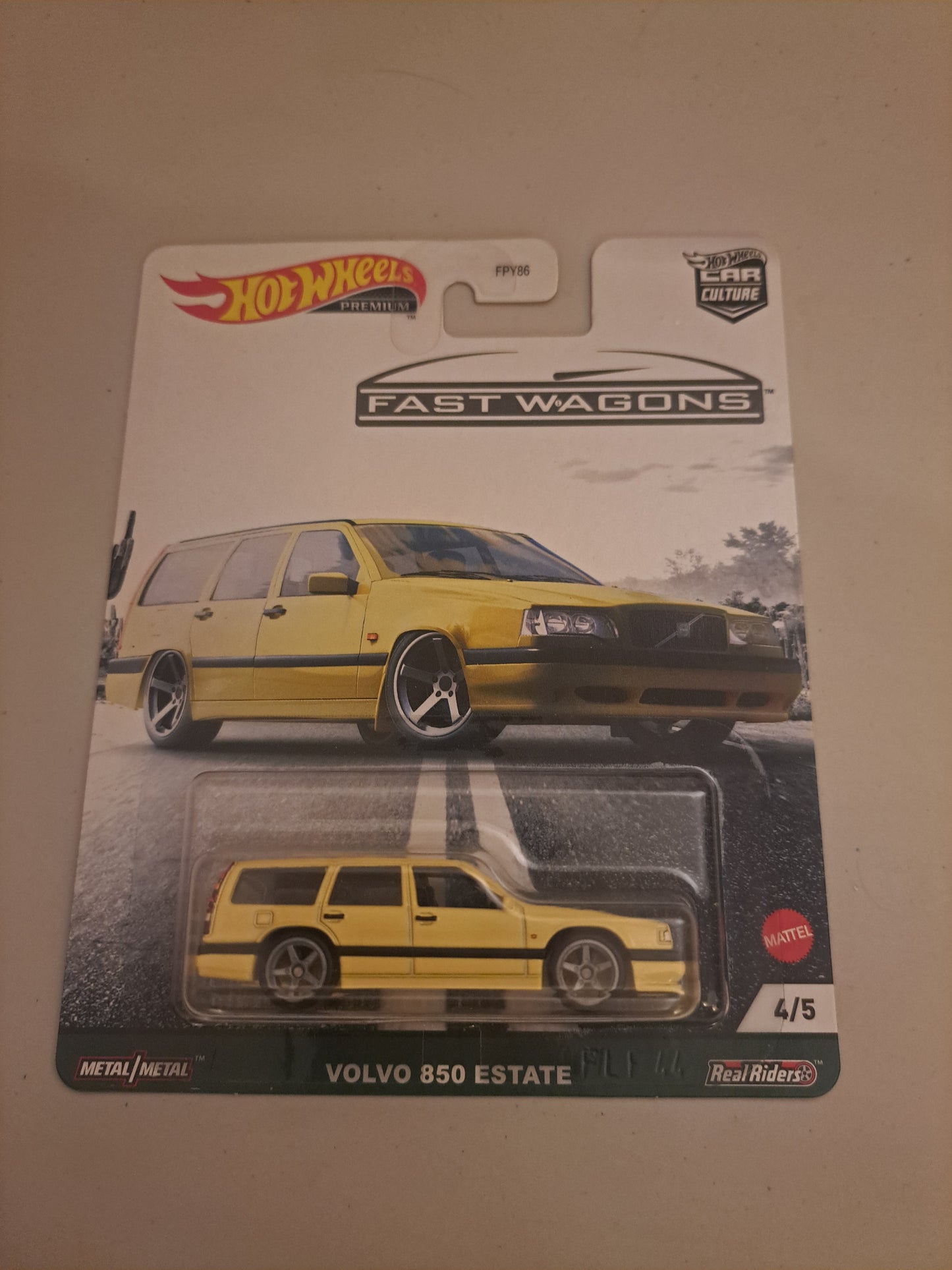 Hot Wheels Fast Wagons Volvo 850 Estate