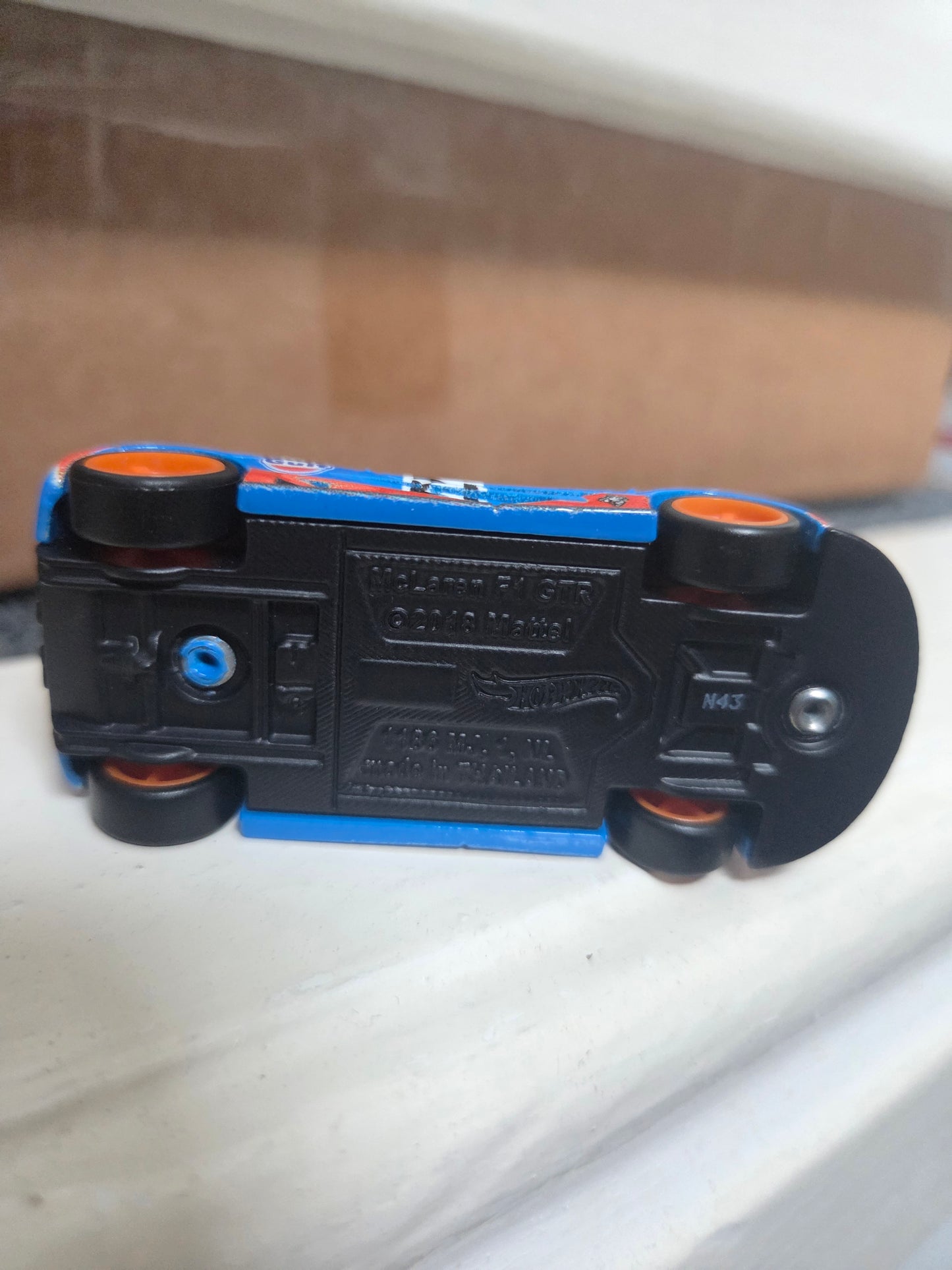 Hot wheels premium mclaren f1 gtr gulf oil loose