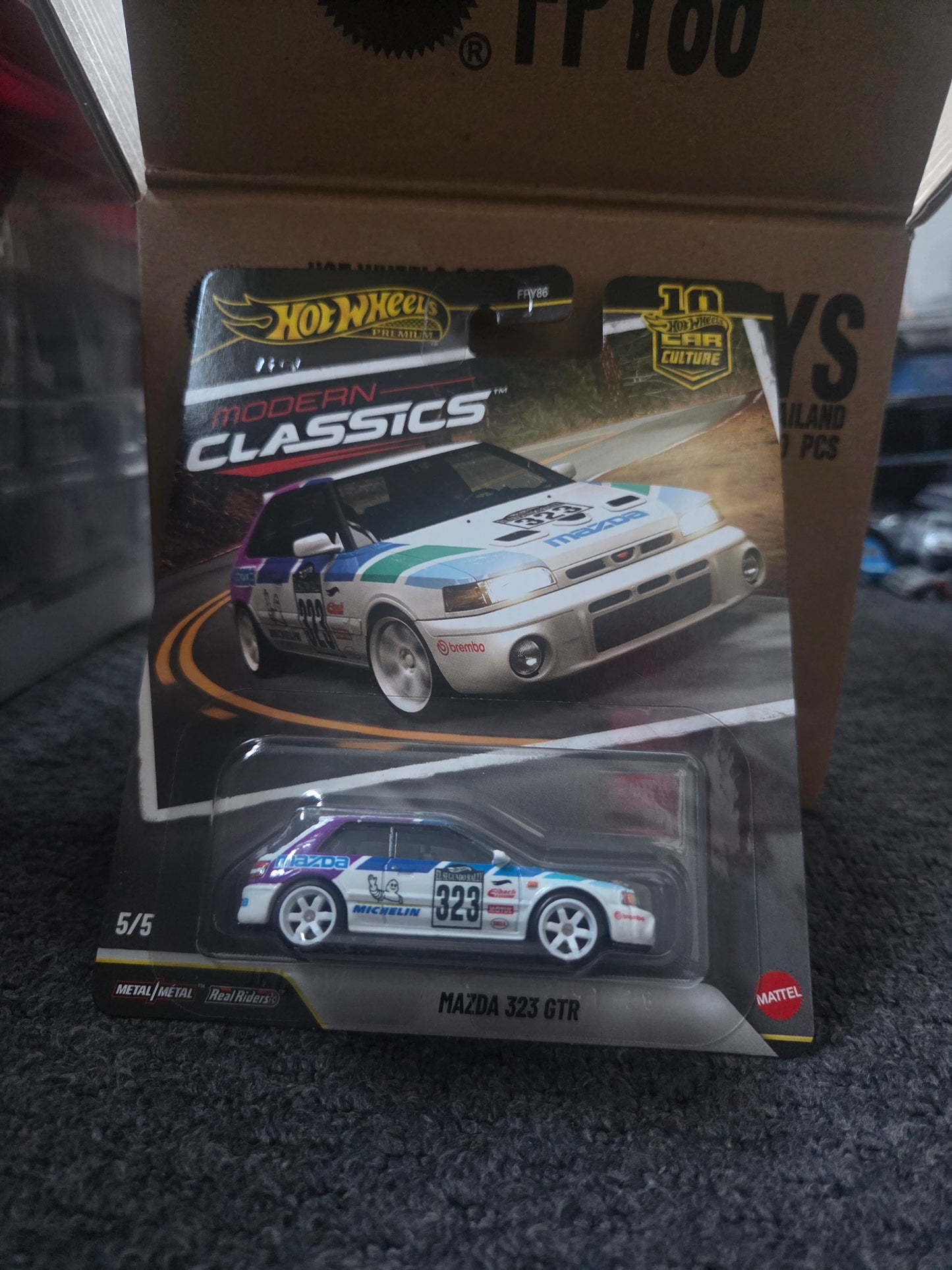 Hot Wheels Premium Mazda 323 Gtr Modern Classics