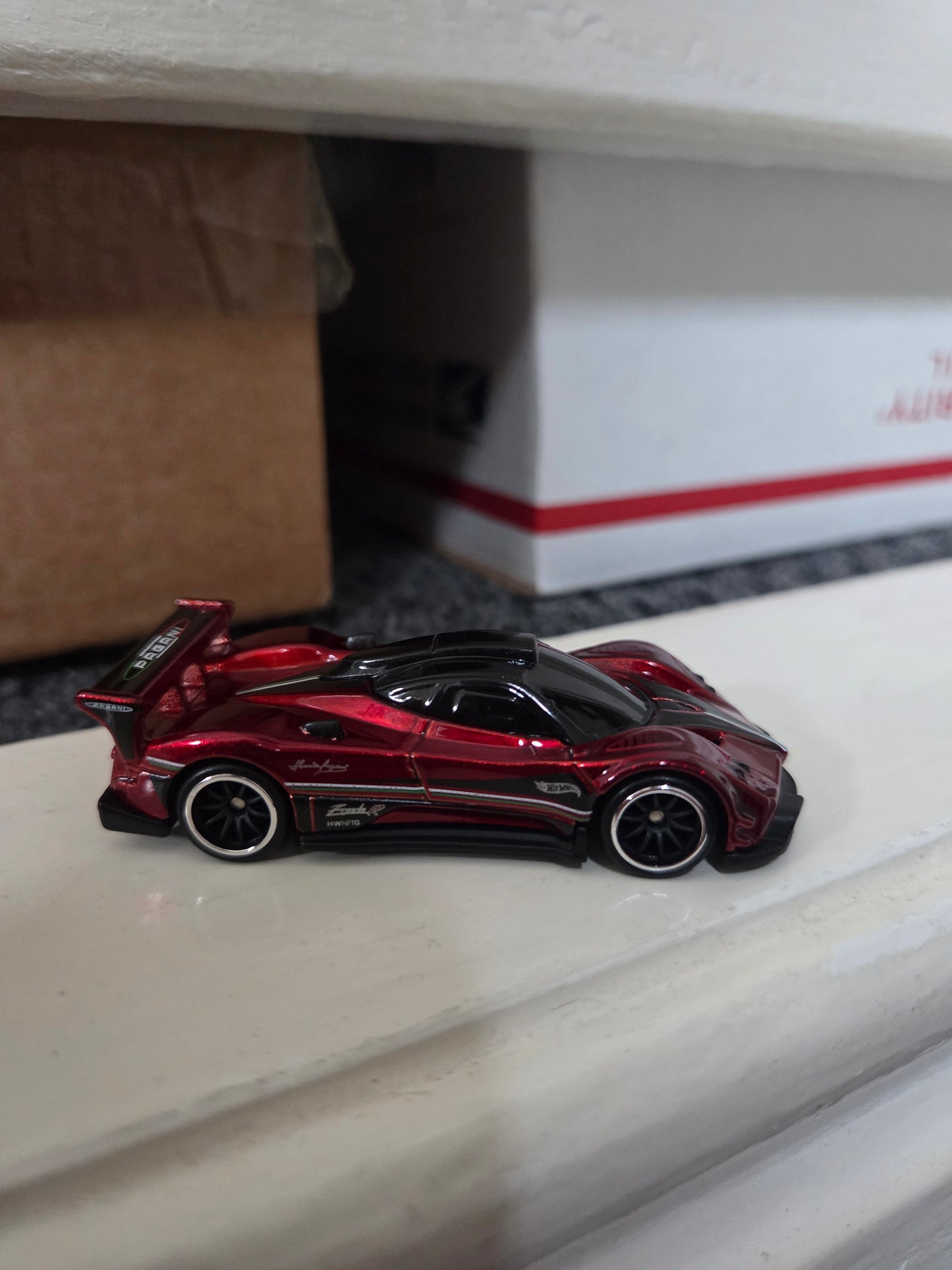 Pagani Zonda R #15  1:64 Premium NFT Garage series 7 p12 loose