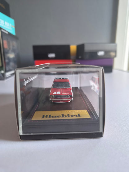 Ignition model resin Nissan Datsun Bluebird 510 Red/White