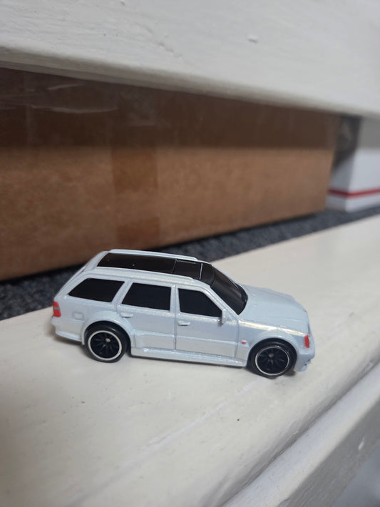 Hot wheels premium mercedes E36 amg wagon loose