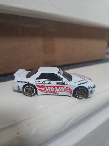 Hot wheels premium nissan skyline gtr r32 pandem loose