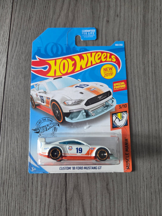 Hot Wheels Custom 18 Ford Mustang