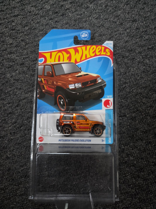 Hot Wheels Super Treasure Hunt Mitsubishi Pajero Evolution 2024