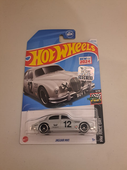 Hot Wheels Jaguar Mk1 *Factory Sealed *