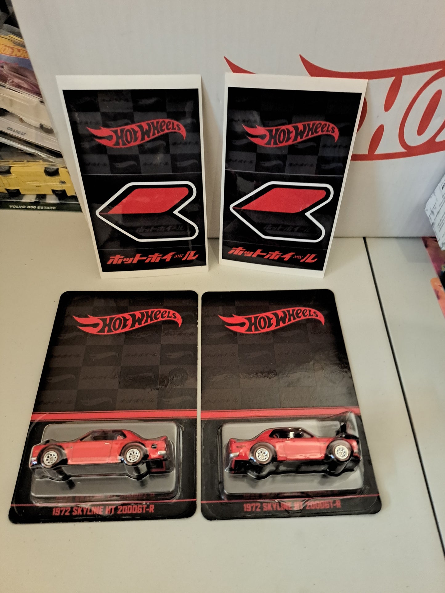 Hot Wheels Japan Convention 1972 Skyline 2000 Left & Right Facing W/Stickers