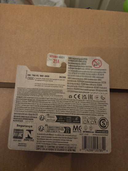 Hot wheels white audi rs2