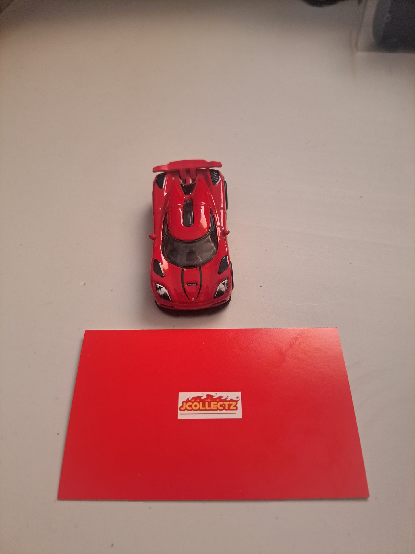 Hot Wheels Exotic Envy Koienigsegg *Loose*