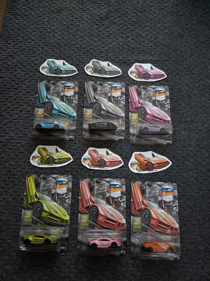 Hot wheels lamborghini newsletter set of 6 matching number set.