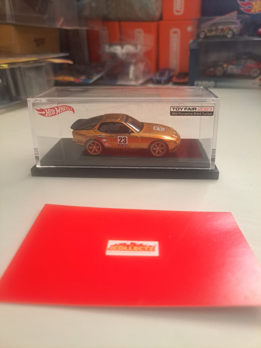 Hot Wheels 2023 Toy Fair Porsche 944 Turbo