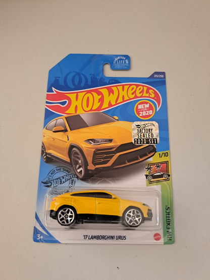 Hot Wheels 17 Lamborghini Urus *Factory Sealed*