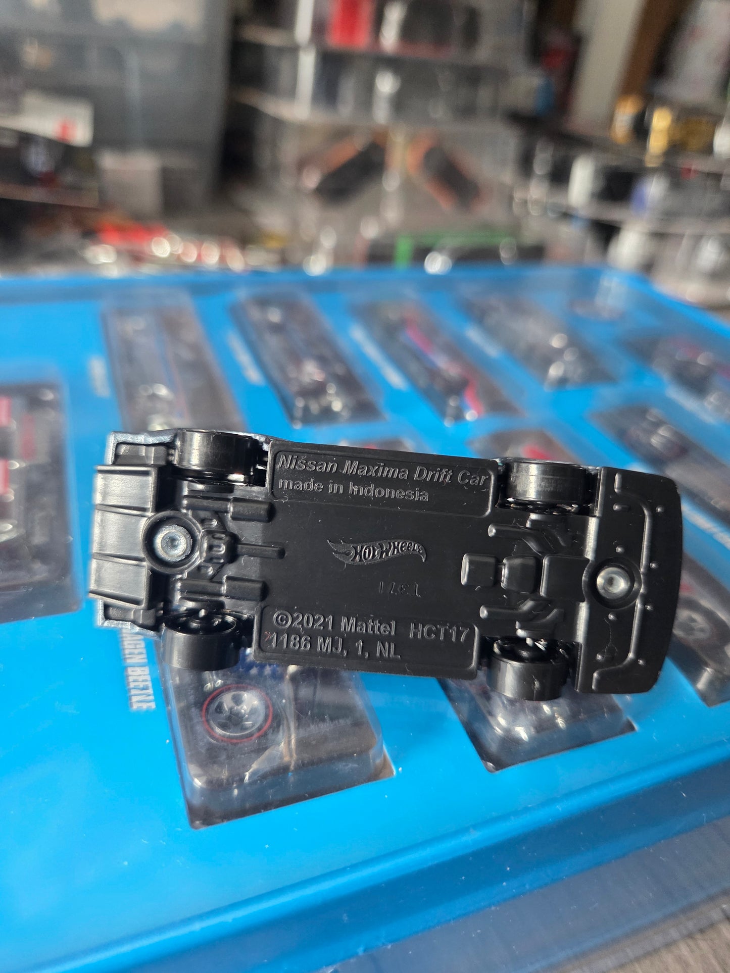 Hot wheels nissan maxima *loose*