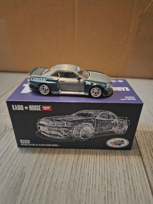 Kaido house x mini gt nissan skyline gtr r34 greddy chase