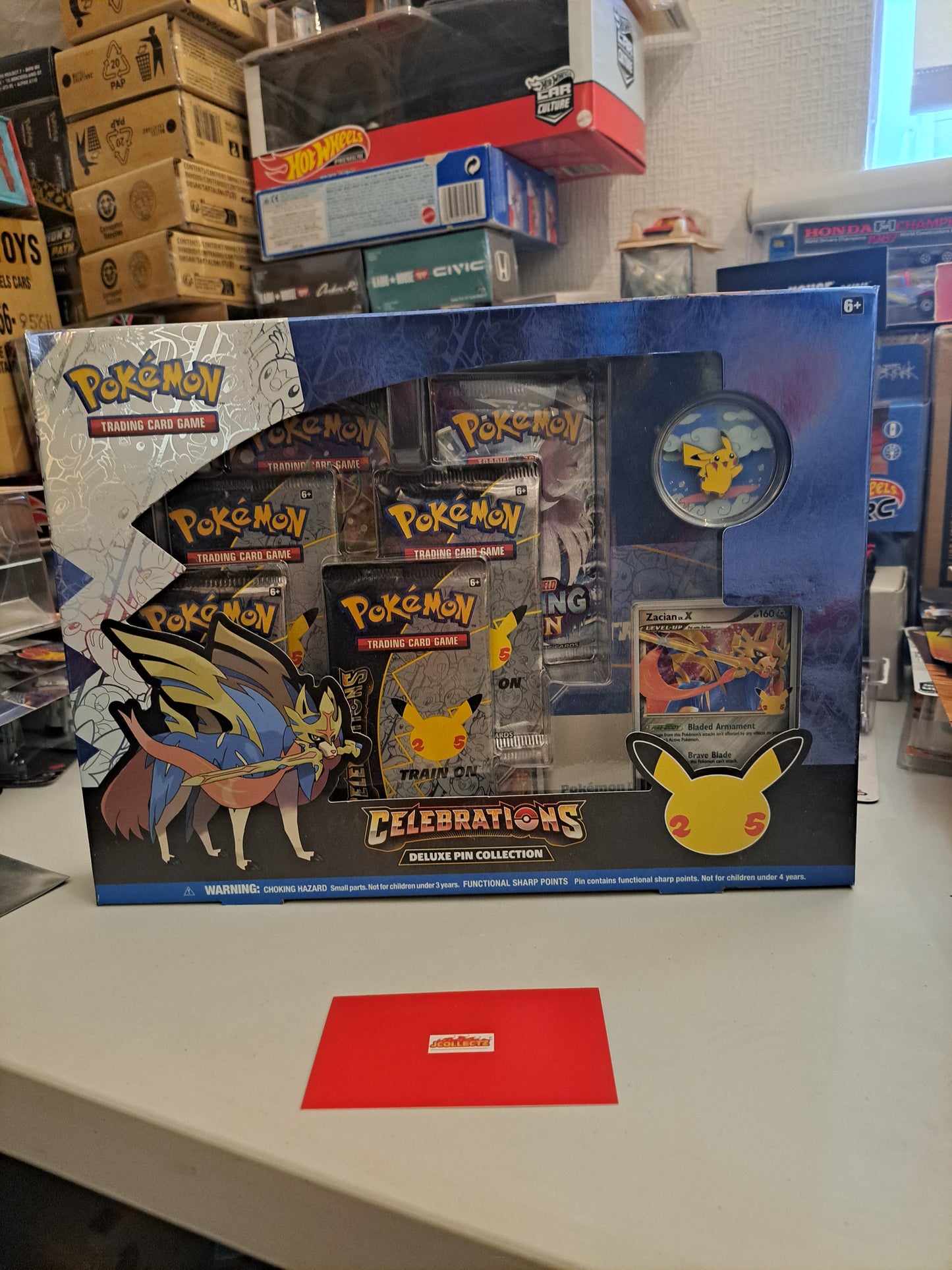 Celebrations Deluxe pin Collection  Zacian