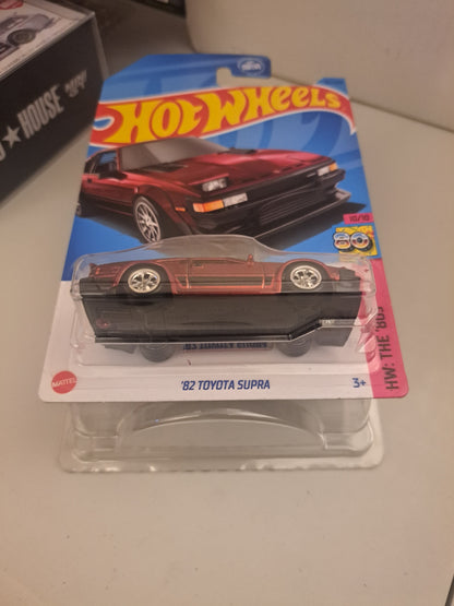 Hot Wheels 82 Toyota Supra *Super Treasure Hunt *