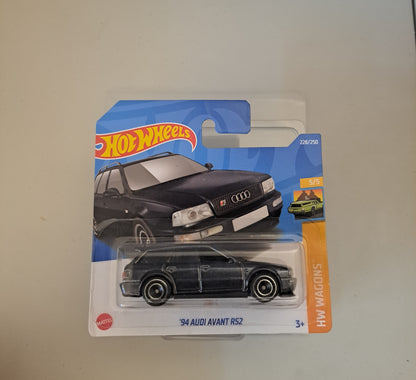 Hot Wheels 94 Audi Avant  Rs2 *Super Treasure Hunt *