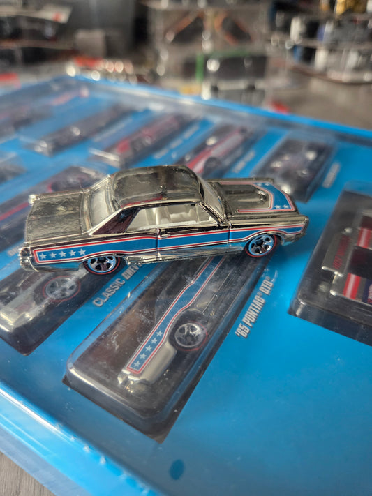 Hot wheels super chrome 65 Pontiac Gto *Loose*