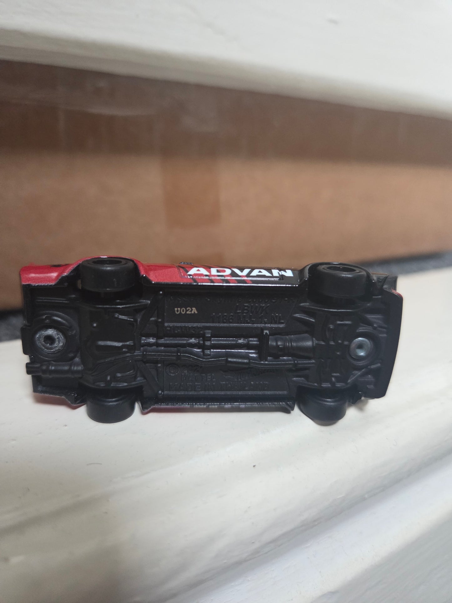 Hot wheels premium nissan skyline 2000gt-r loose