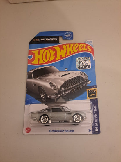 Hot Wheels James Bond Aston Martin 1963 Db5 *Factory Sealed*