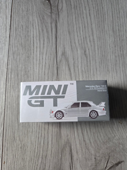 Mini GT Mercedes-Benz 190E 2.5-16 Evolution II Astral Silver MGT00852
