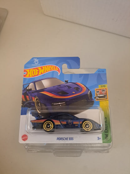 Hot Wheels Porsche 935  *Super Treasure Hunt* + Mainline