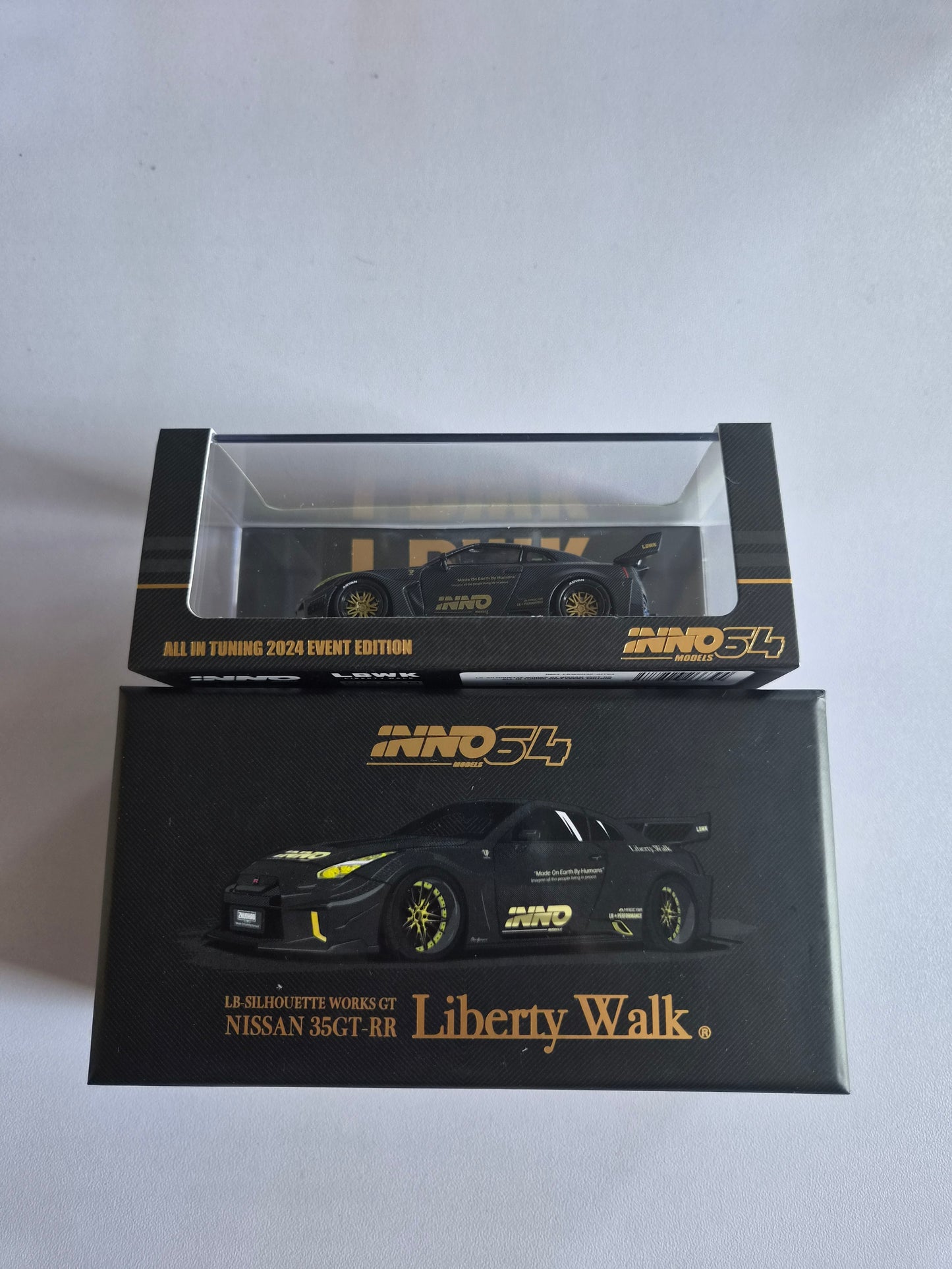 INNO 64 LB Silhouette Nissan 35GT-RR LBWK  All In Tuning Show 2024 Black & Gold