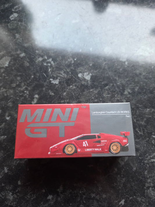 Mini gt #1100 lamborghini countach LB-Works red