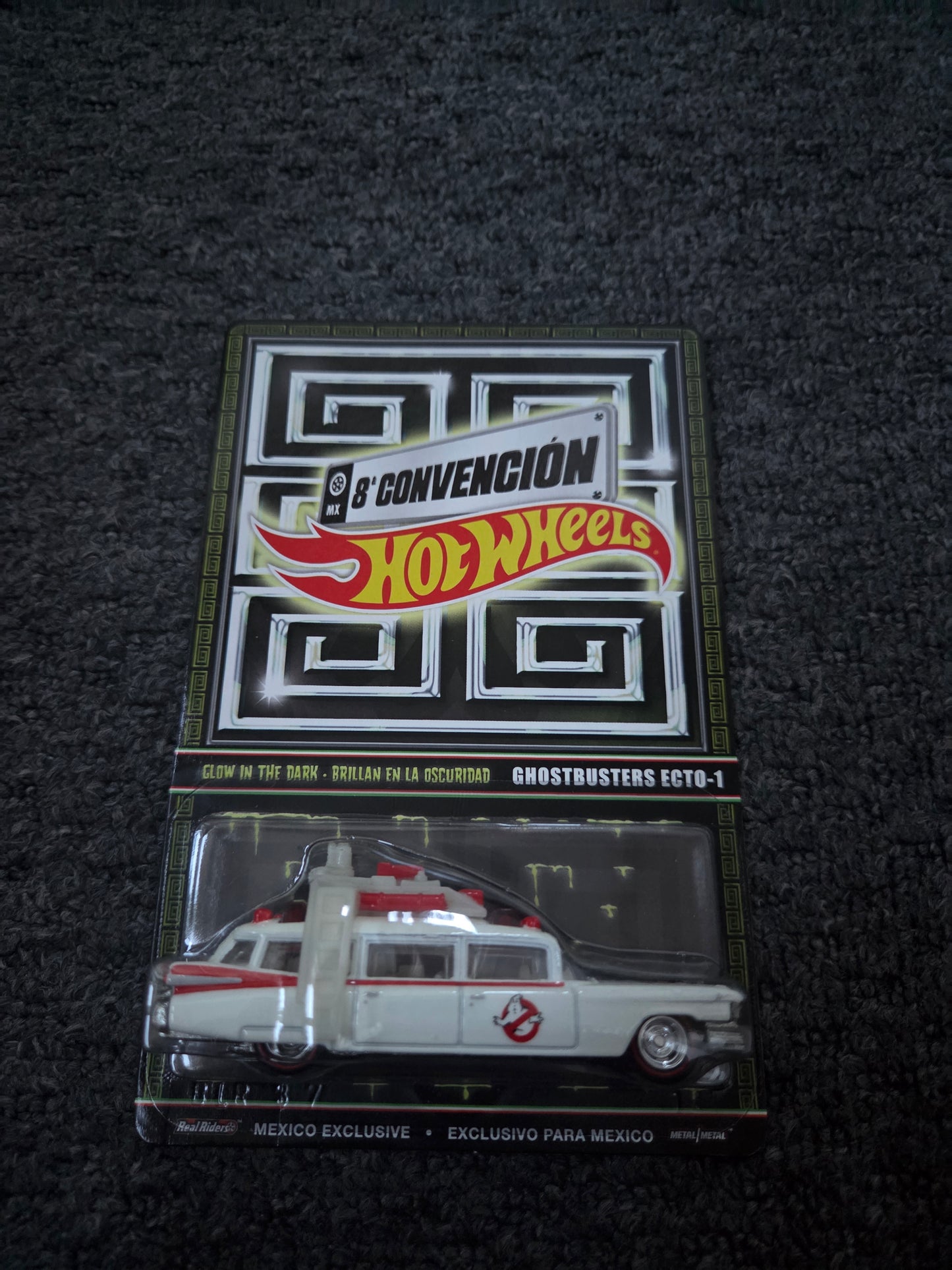 Hot wheels ghostbusters mexico convention glow in the dark
