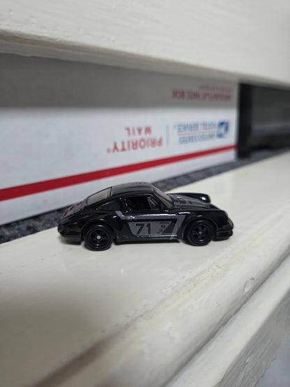 Hot Wheels Premium Car Culture ‘71 Porsche 911 Chase 0/5 Exotic Envy loose