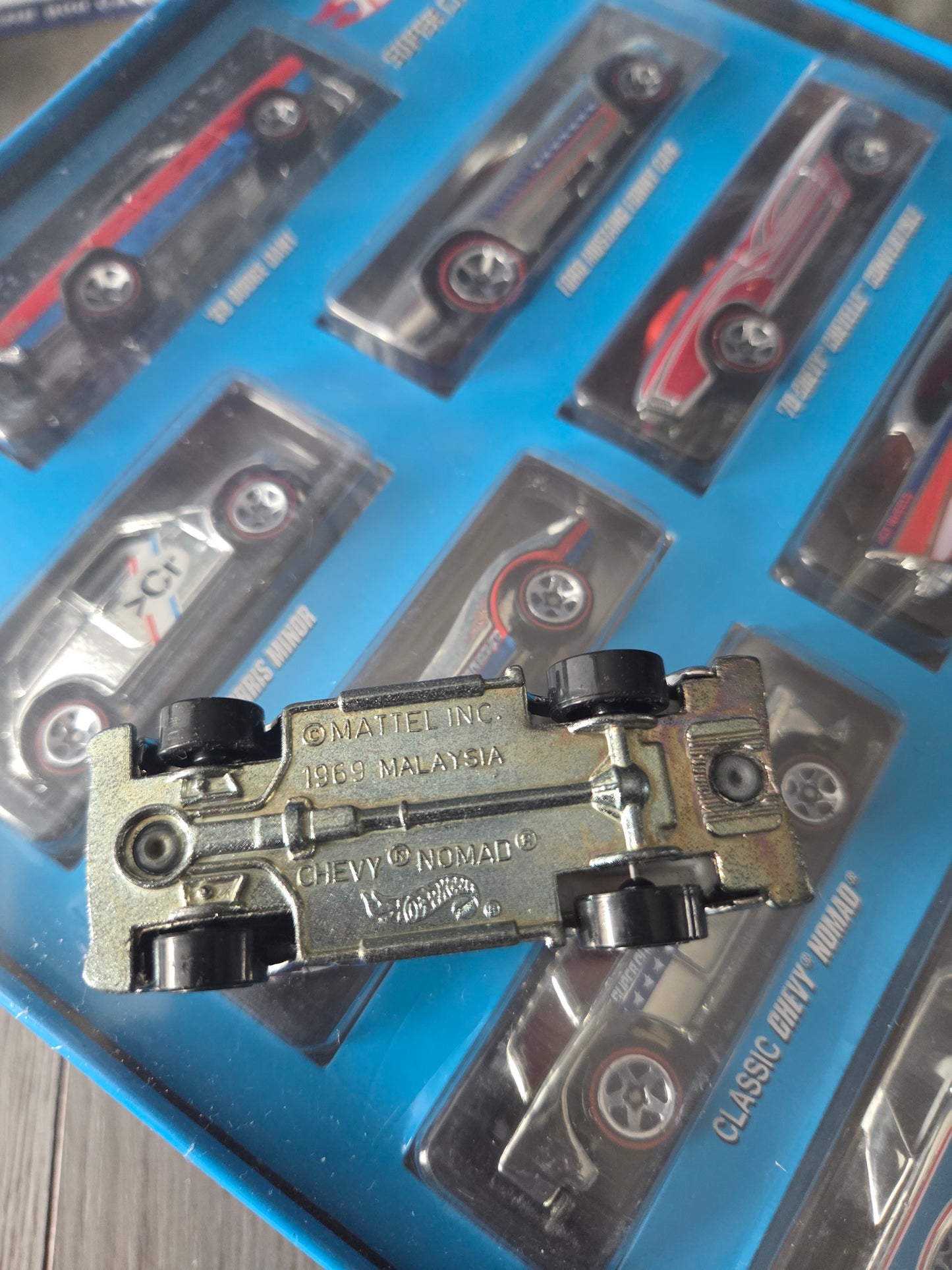 Hot wheels super chrome chevy nomad *loose*