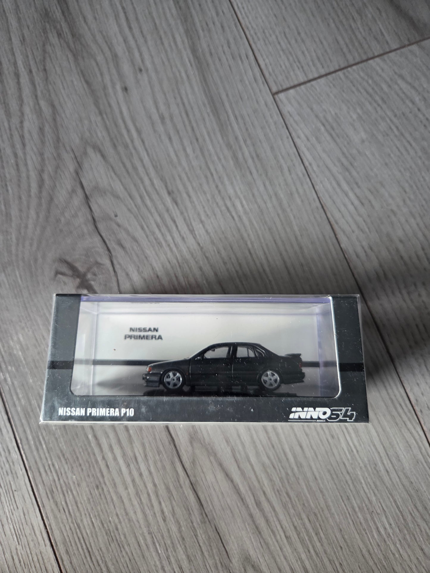 Inno 64 Nissan Primera P10 Grey