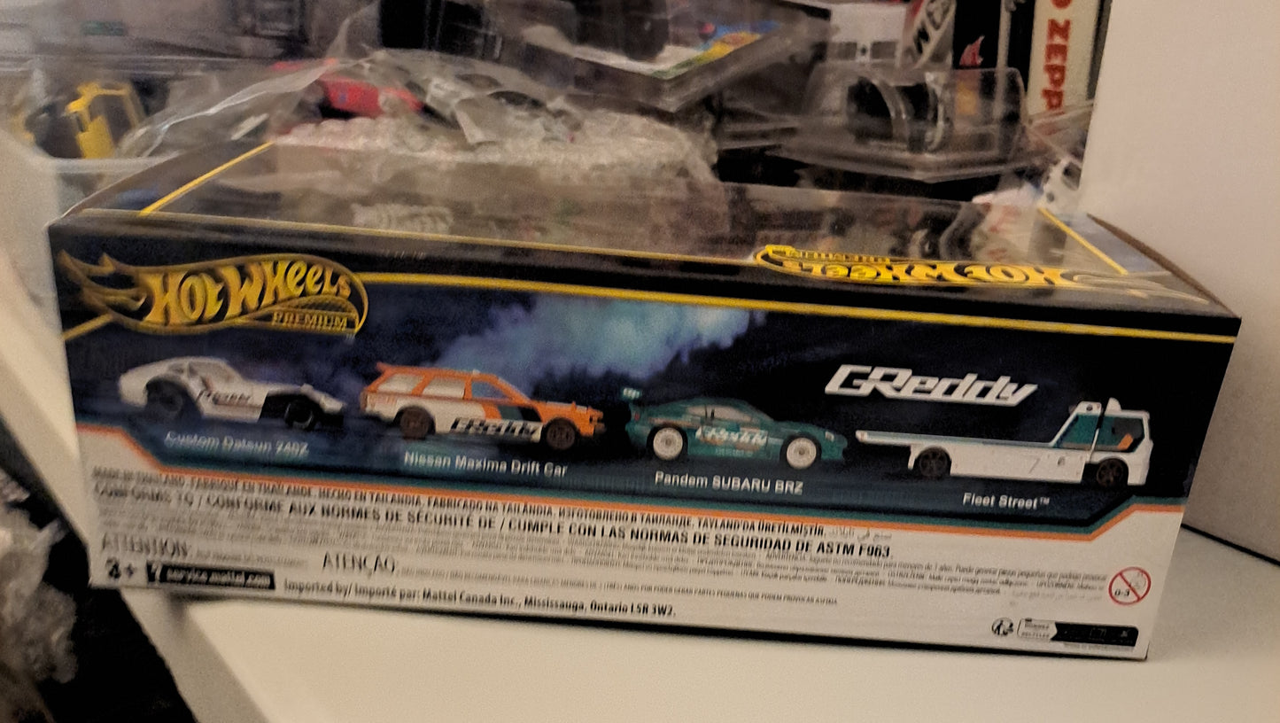 Hot Wheels Greddy Diorama Set